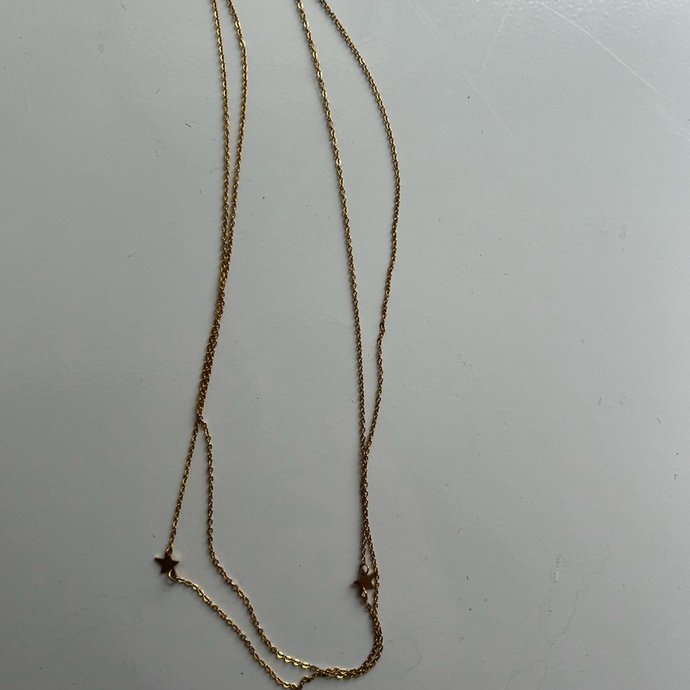 Elegant Gold Star Necklace